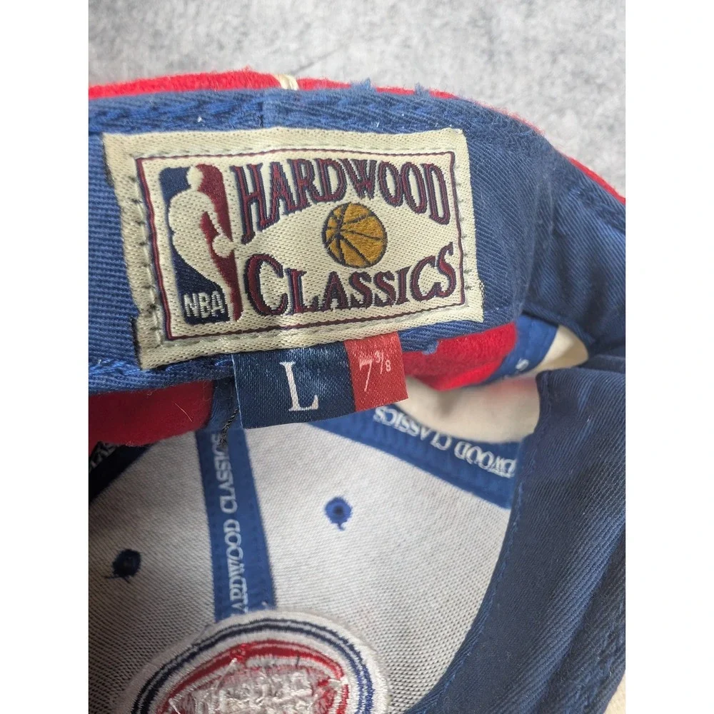 Detroit Pistons | Red/White/Blue | Twins Enterprise |‎ Hardwood Classics | 7 3/8